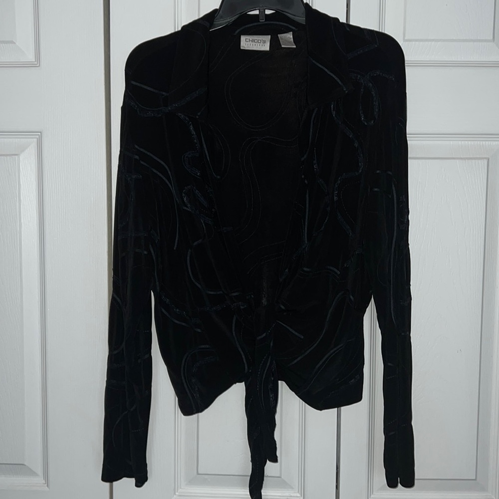 Chico’s Travelers open tie front jacket/top. black w/blue ribbon Size 16 NWOT